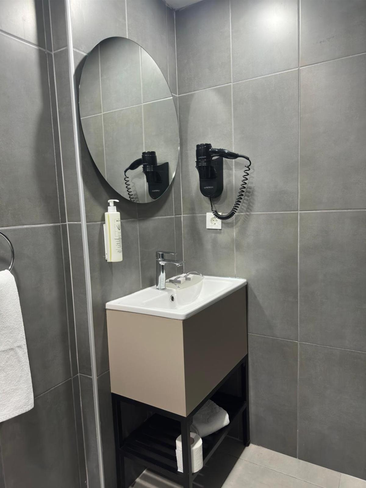 Monezza Hotel Maltepe Κωνσταντινούπολη Εξωτερικό φωτογραφία